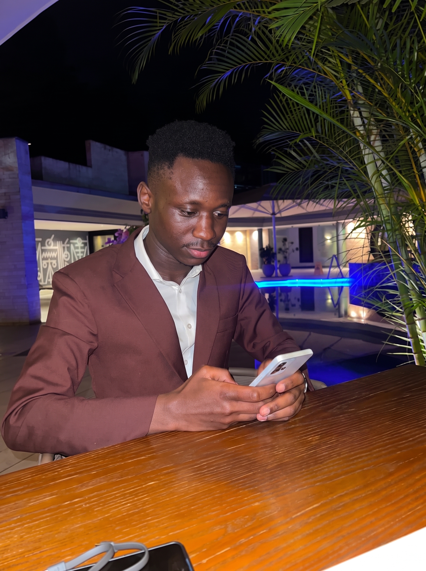 Modern Tailor using app